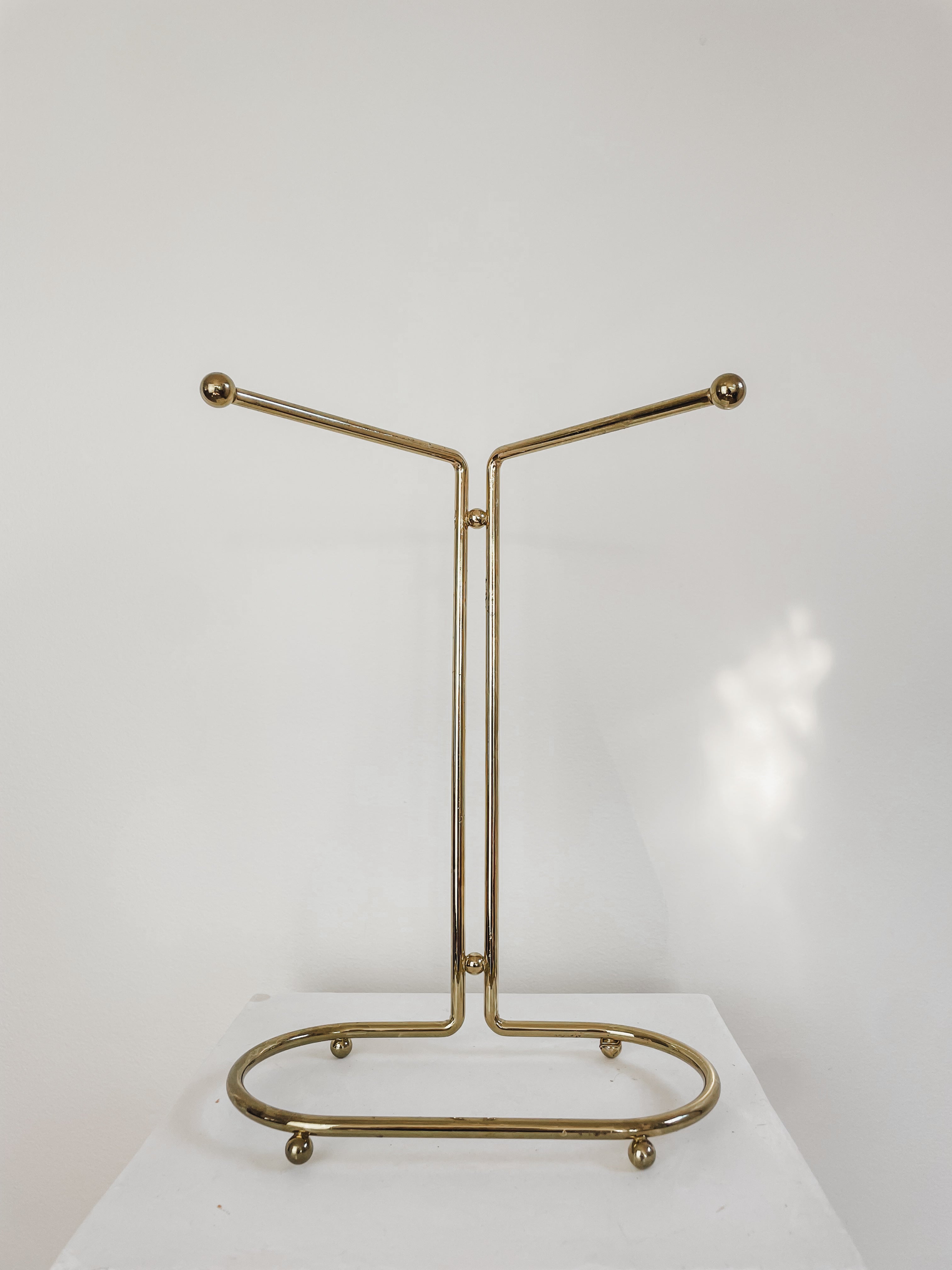 VINTAGE BRASS JEWELLERY STAND