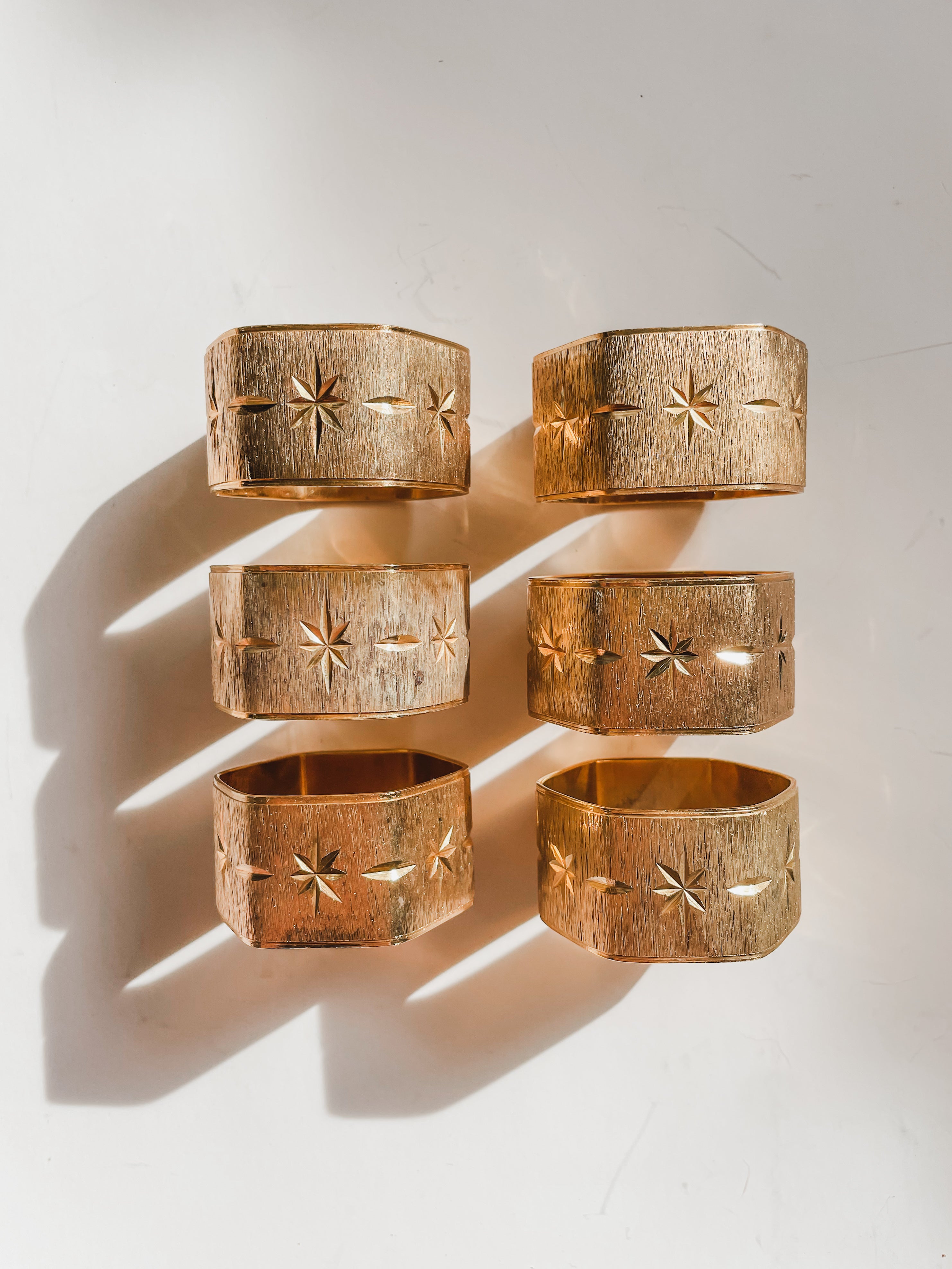 VINTAGE BRASS NAPKIN RINGS