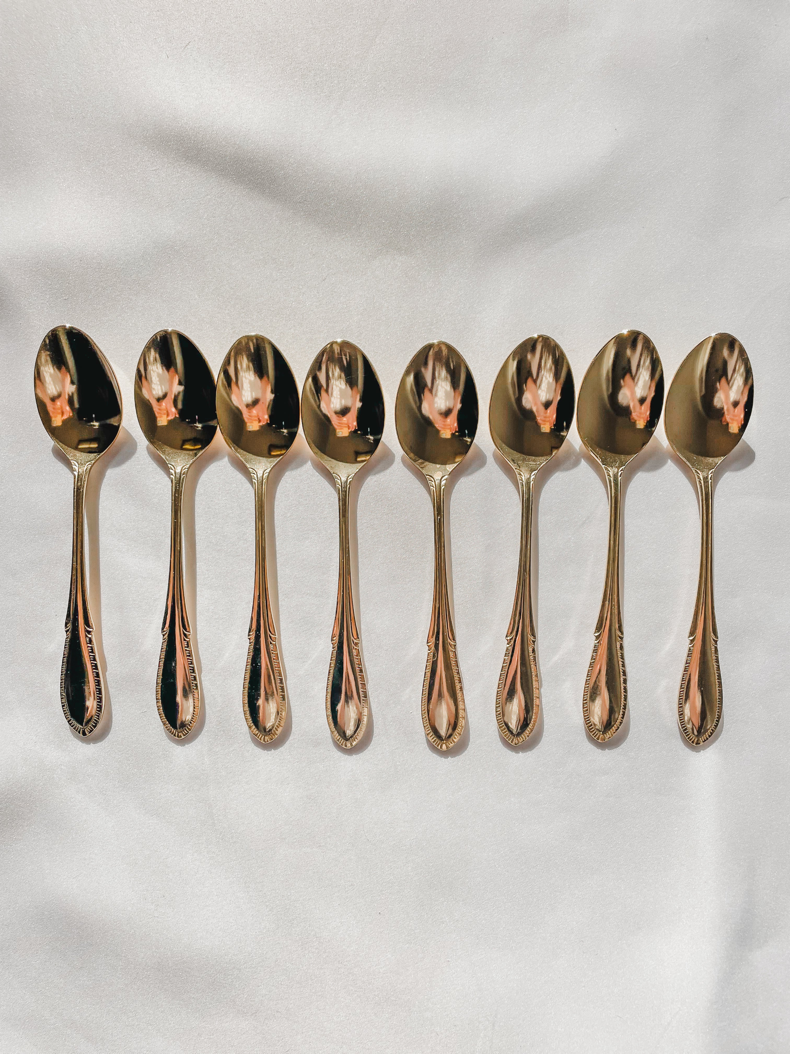 VINTAGE FARBERWARE ‘BREEZE GOLD’ FLATWARE