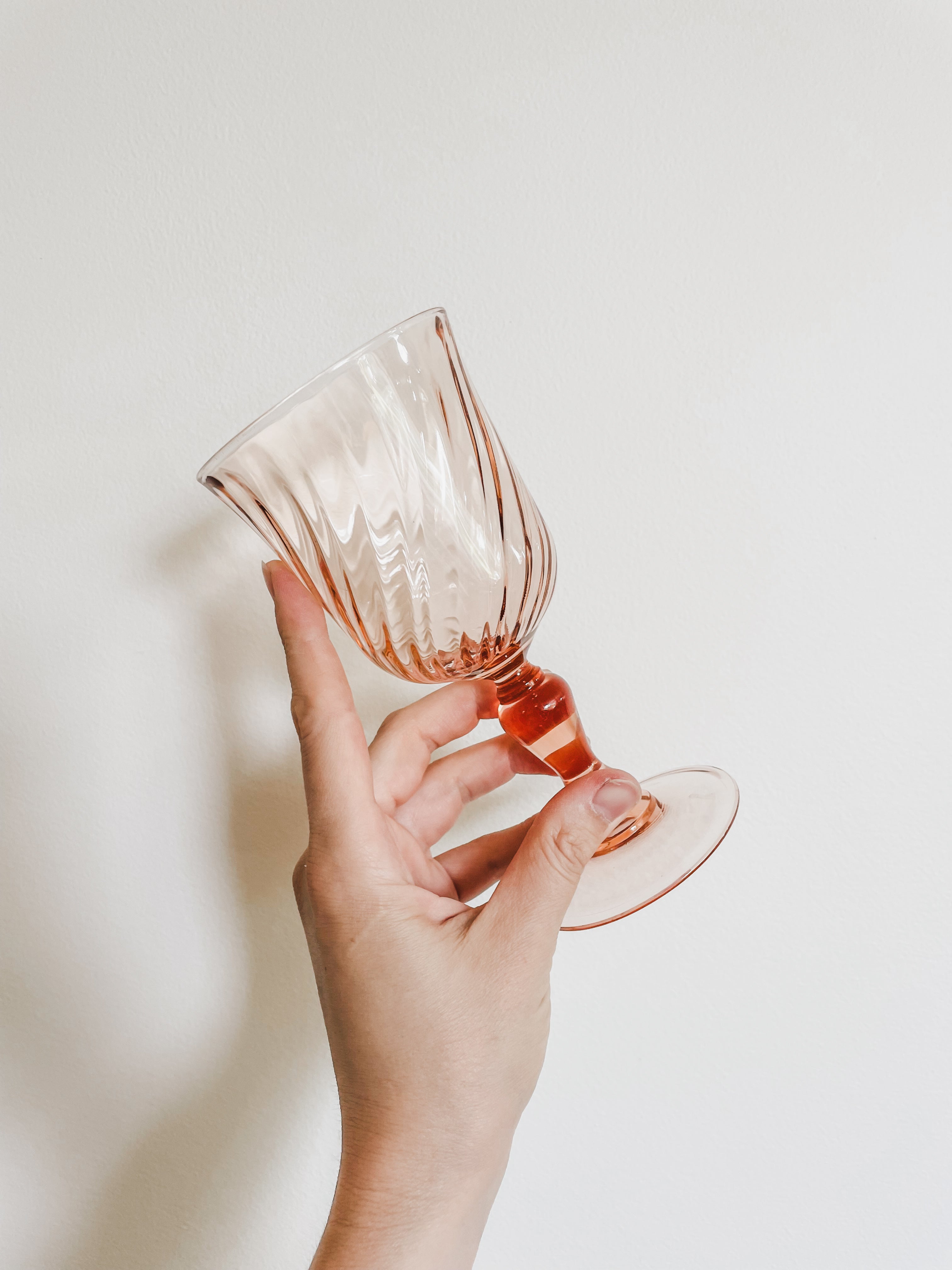 VINTAGE LUMINARC ‘ROSALINE’ PINK WINE GLASSES