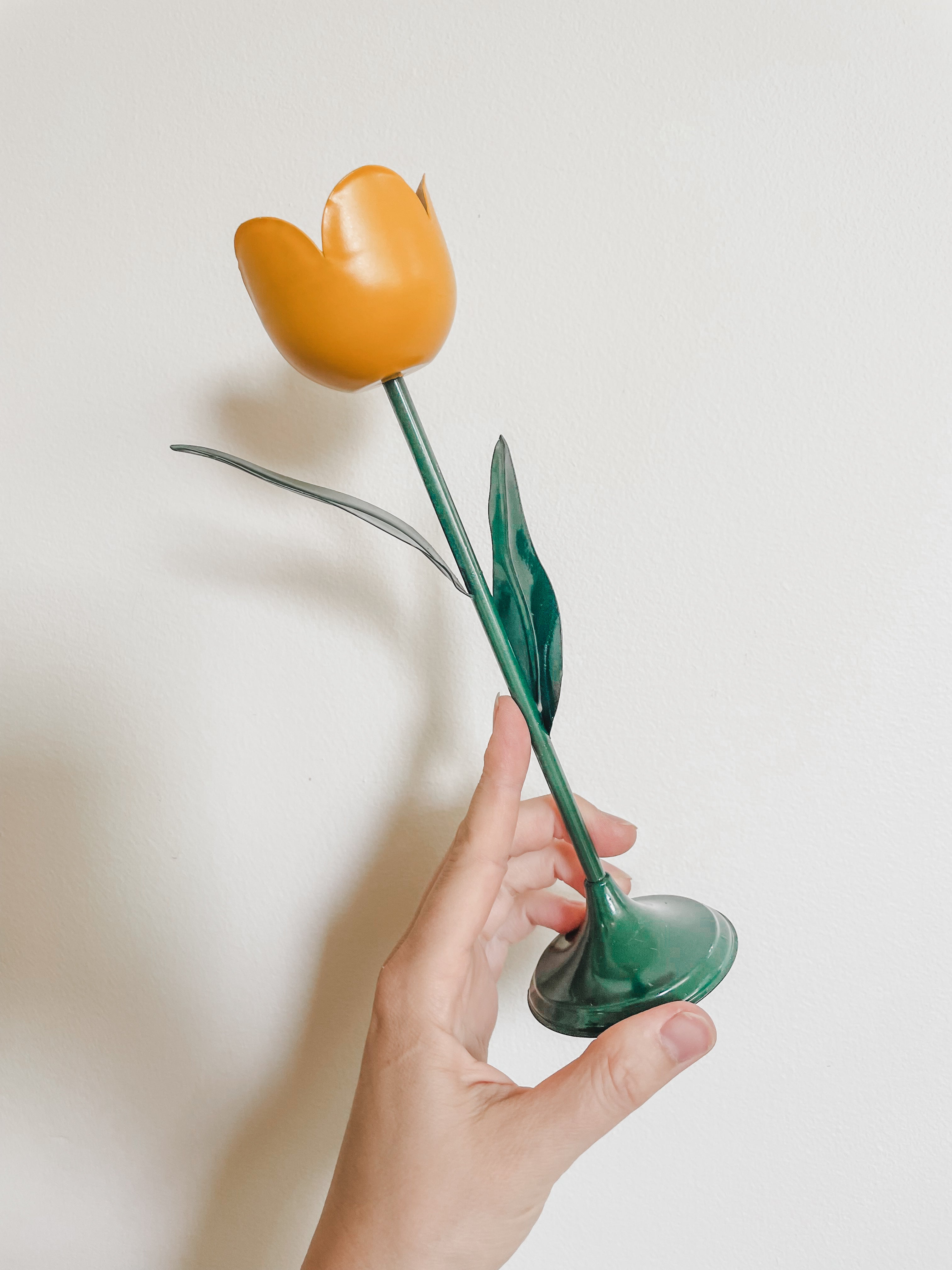 VINTAGE TULIP CANDLESTICK HOLDERS