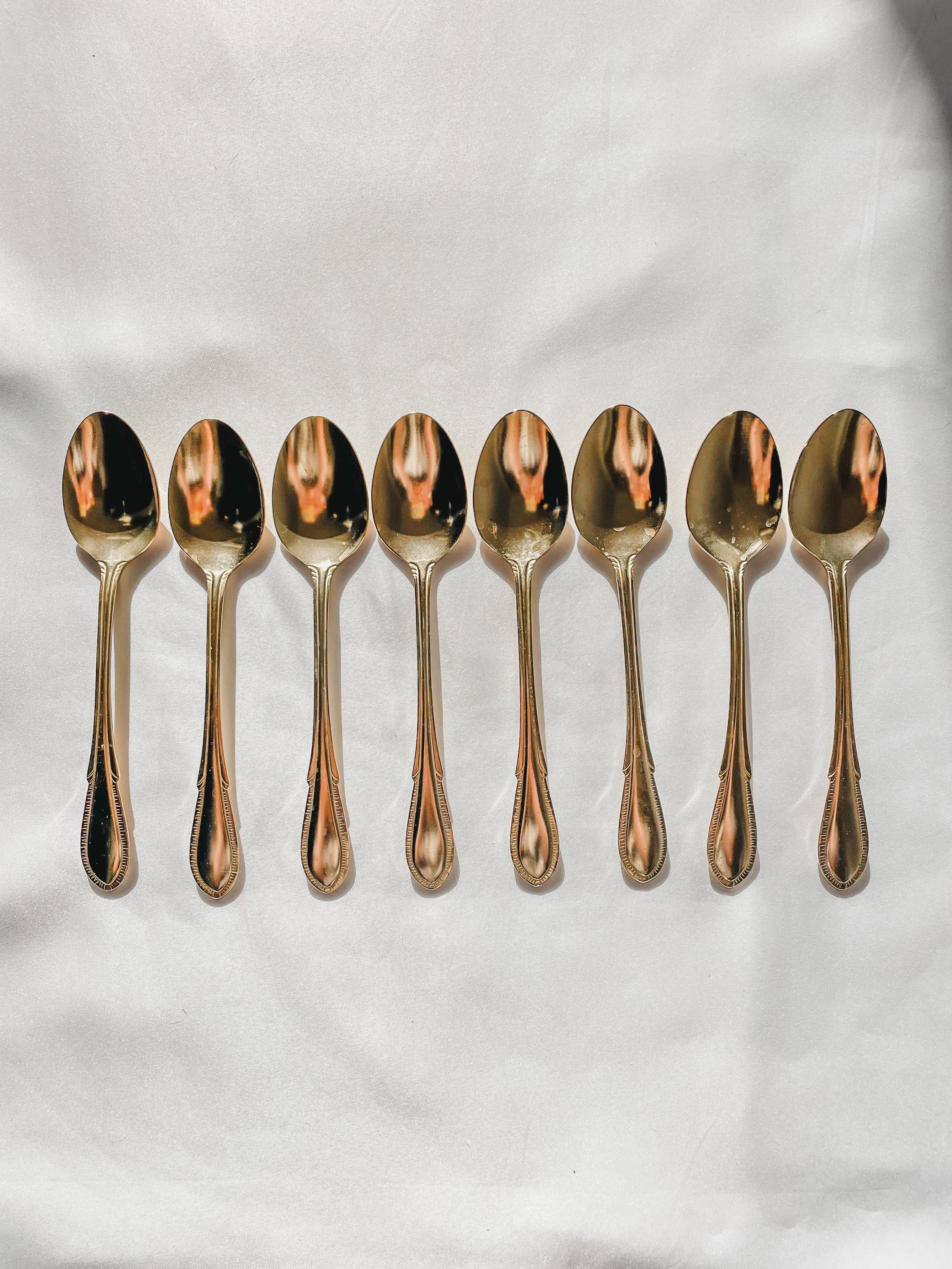 VINTAGE FARBERWARE ‘BREEZE GOLD’ FLATWARE