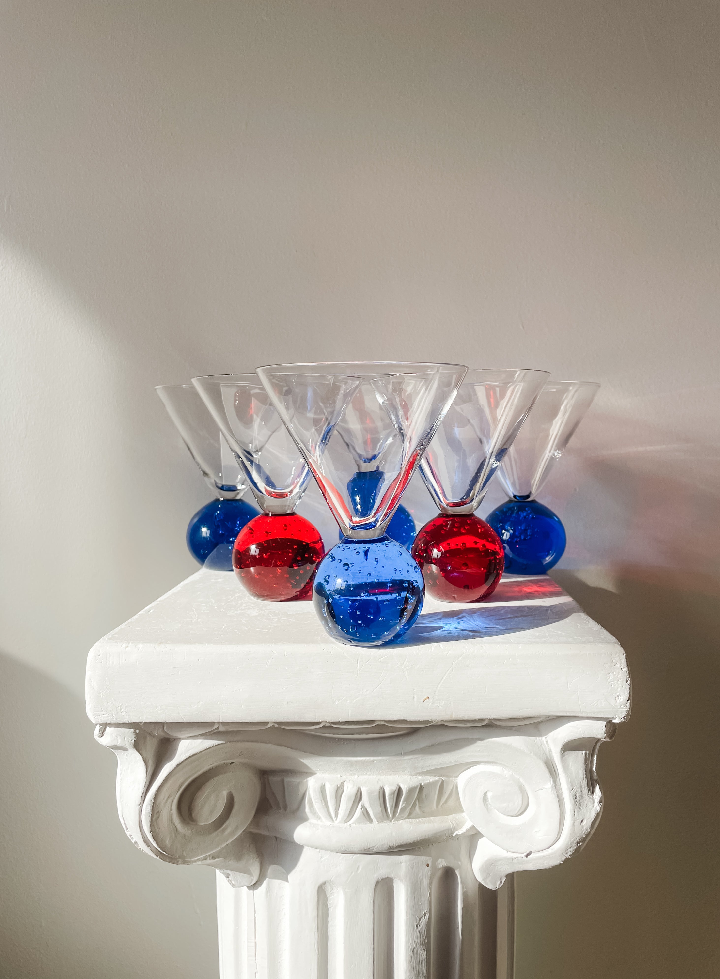 BUBBLE BALL BASE MARTINI GLASSES