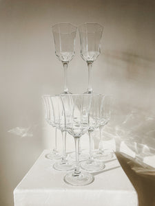 VINTAGE LUMINARC ‘OCTIME’ CLEAR WINE GLASSES