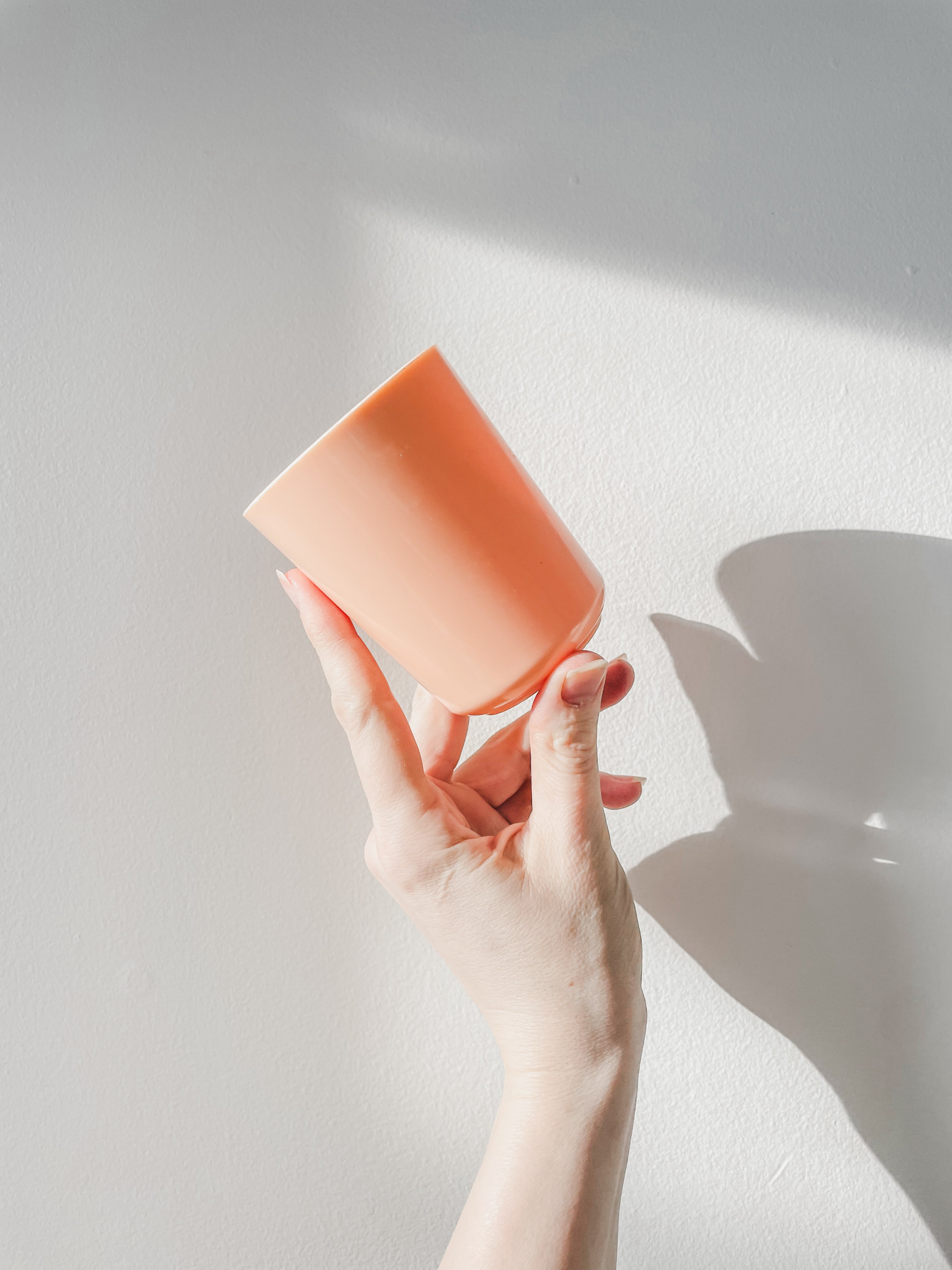 VINTAGE TOILETRIES SET